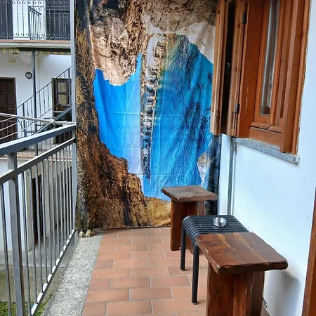 Casa Rosmarino Сasa de vacaciones Invorio Inferiore